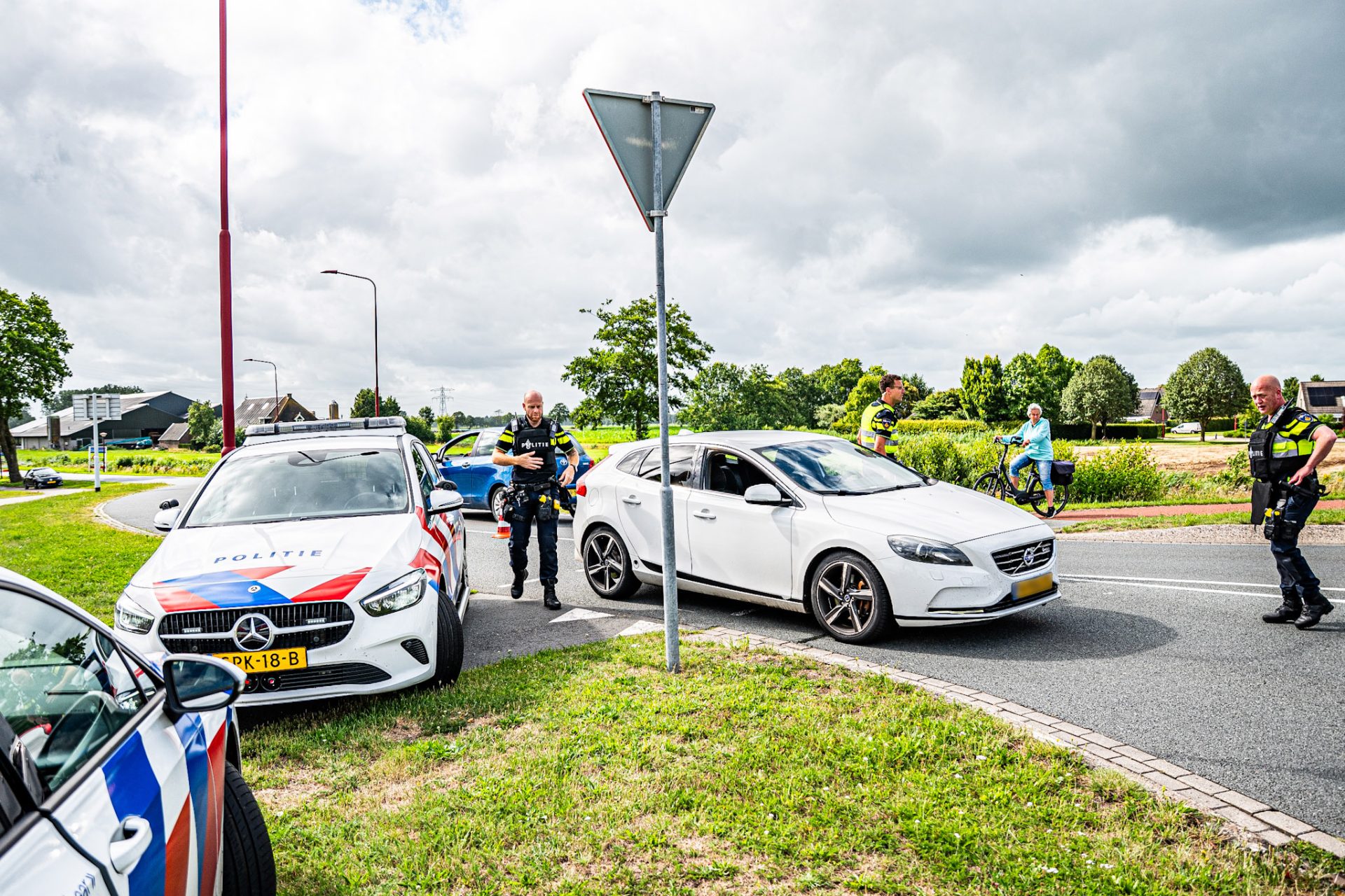 Drie aanhoudingen na grote politieactie