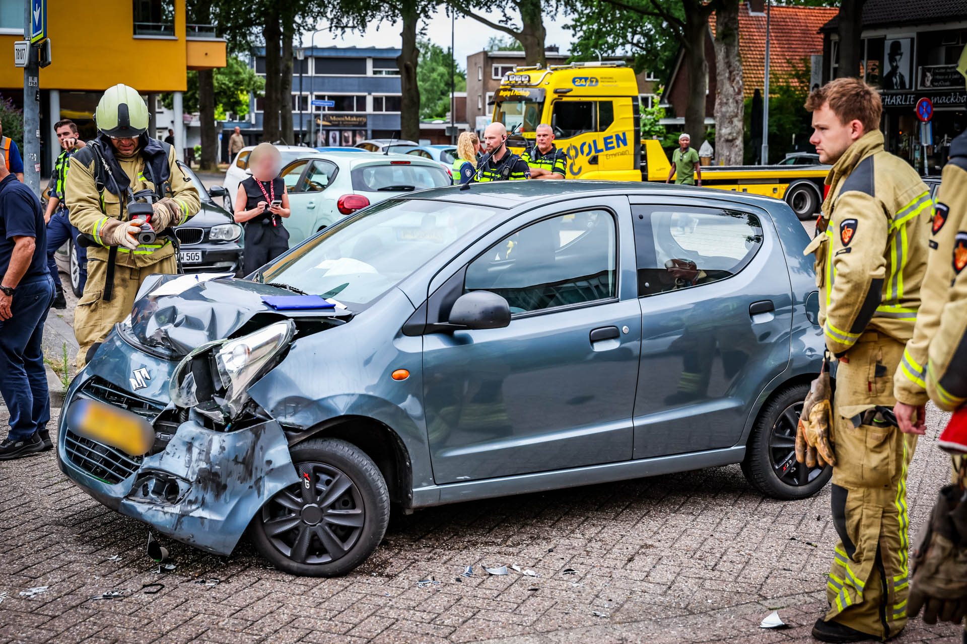 Meerdere voertuigen beschadigd bij ongeval