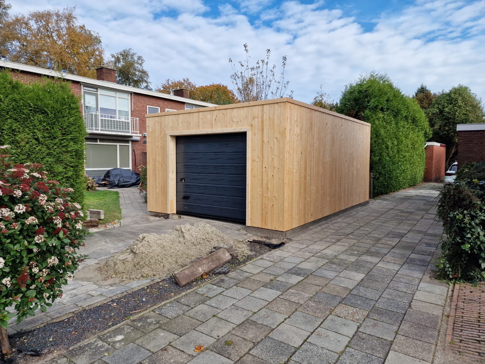 Voordelen Houten Garage vs Andere Materialen