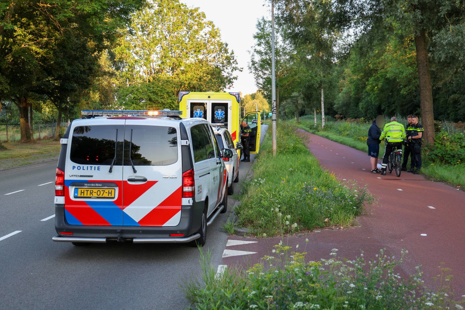 Voetganger gewond na botsing met fietser