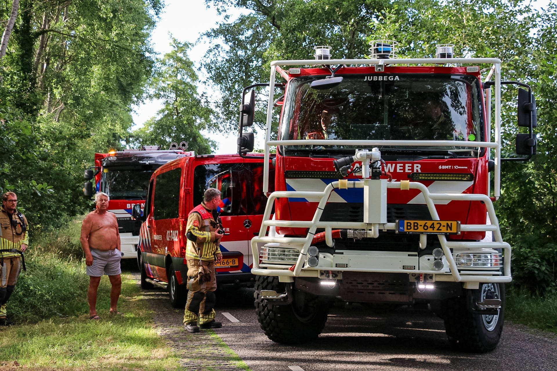 Grote brandweerinzet voor brand in bosgebied