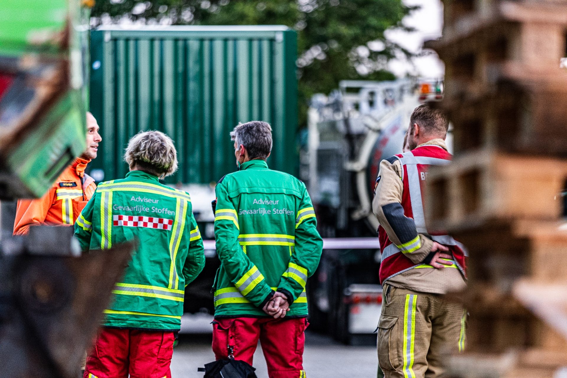 UPDATE: Sterke lucht blijkt niet gevaarlijk, milieupolitie doet onderzoek