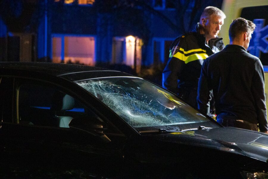 Scooterrijder gewond bij aanrijding met auto