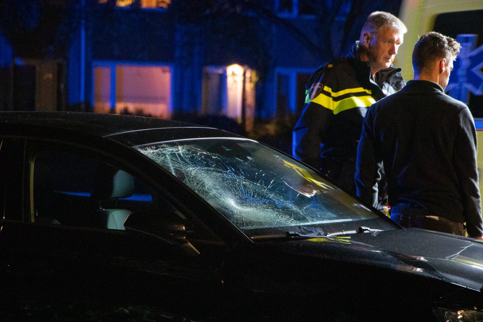 Scooterrijder gewond bij aanrijding met auto
