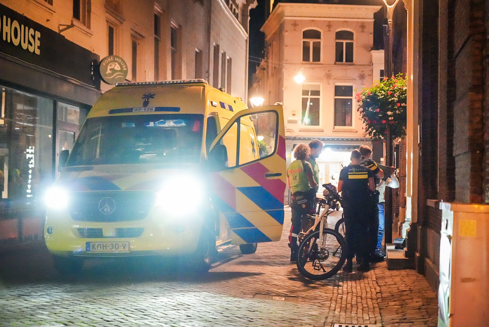 Twee verdachten van gewelddadige vechtpartij blijven dertig dagen langer vastzitten